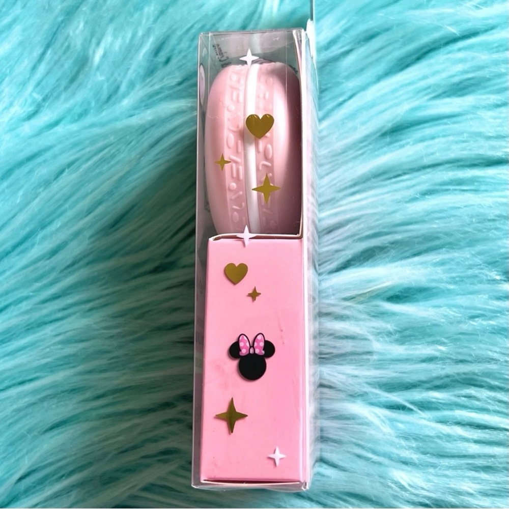 Crème Shop X Disney Strawberries & Crème Limited Edition Minnie Mouse Lip Balm - Picture 5 of 8